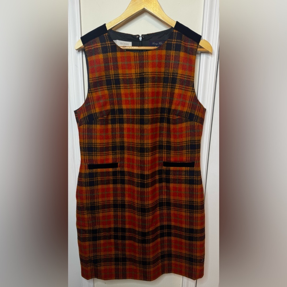 Hobbs Ruthie Wool Dress with velvet accents- size 10. Perfect condition - Picture 3 of 10